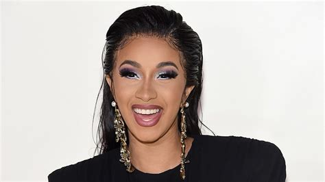 Cardi B Only Fans mega folder : r/WorshipCardiB